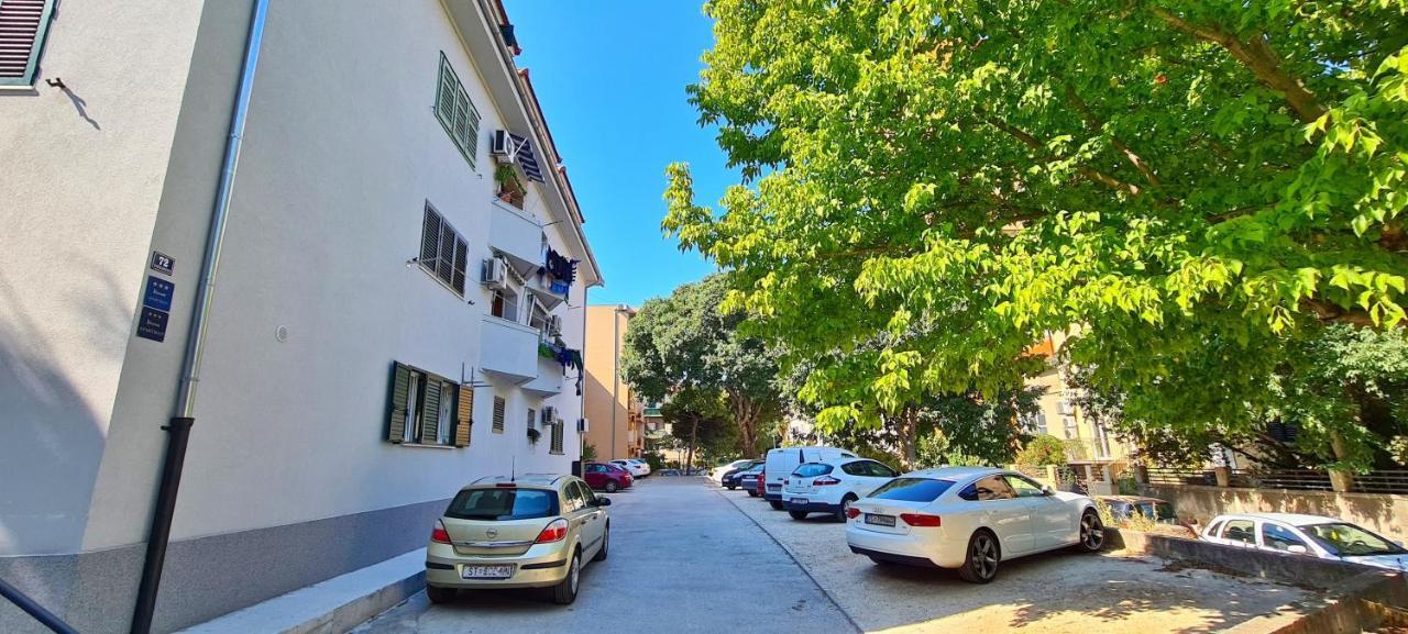 Attic Split Apartment Near City Centre Ngoại thất bức ảnh