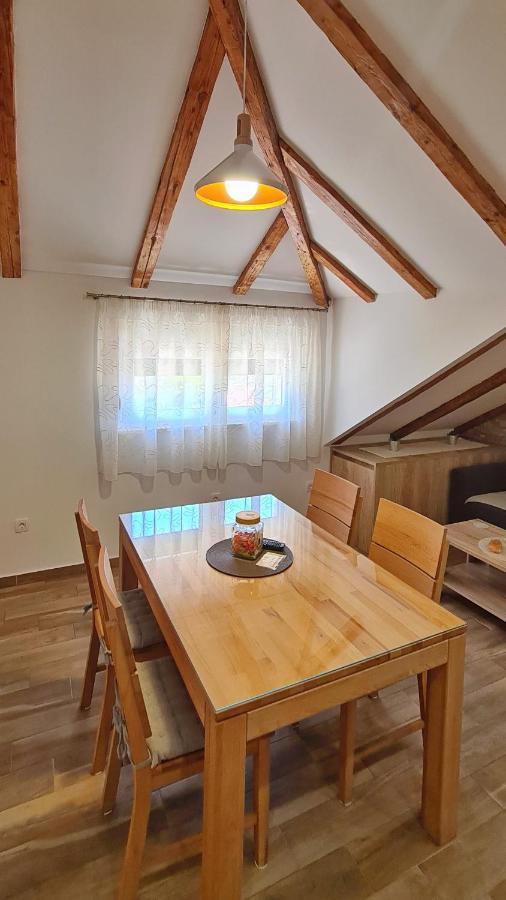 Attic Split Apartment Near City Centre Ngoại thất bức ảnh